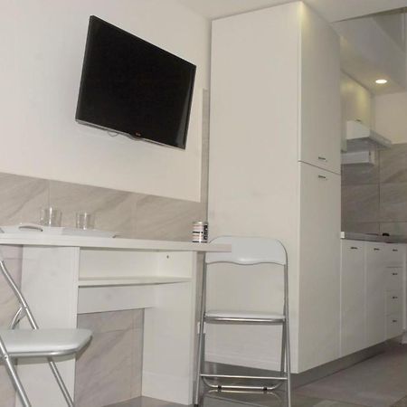 Apartamento La Maison Di Greta Nápoles Exterior foto